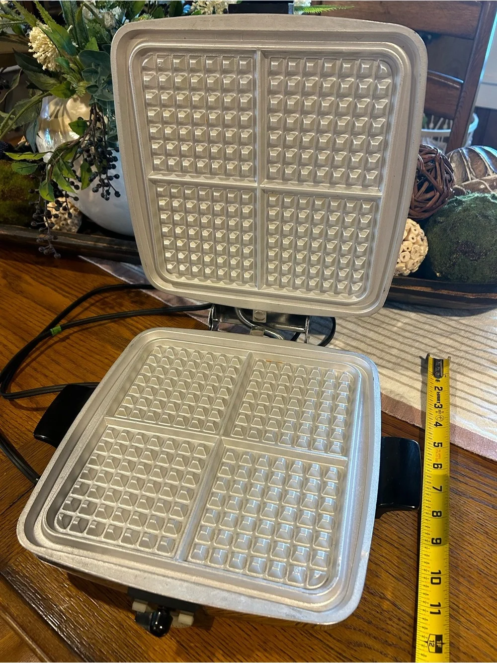 Vintage Mid Century Model CG-1 Sunbeam Chrome Waffle Baker & Grill